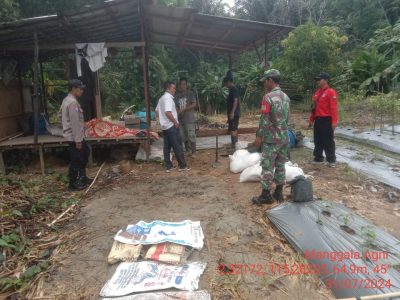 Bhabinkamtibmas Ini Lakukan Patroli Terpadu Cegah Karhutla