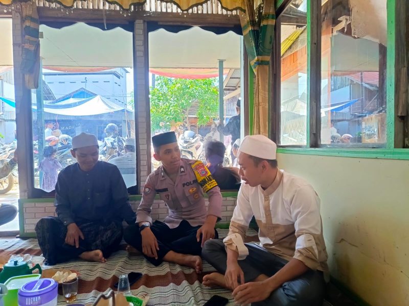 Bhabinkamtibmas Pampanan Hadiri Acara Maulid Nabi Muhammad SAW