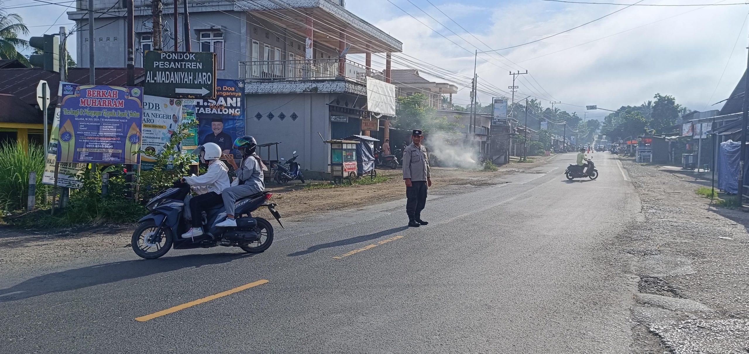 Polsek Jaro Atur Lalu Lintas Pagi Hari Antisipasi Kemacetan dan Lakalantas