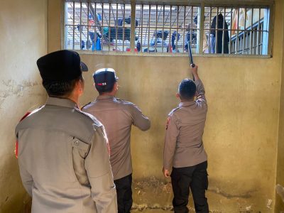 Polres Tabalong Gelar Pengecekan Rutin memastikan Keamanan Di Rutan