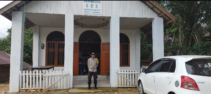 Berikan Rasa Aman, Polsek Jaro PAM Ibadah Kebaktian