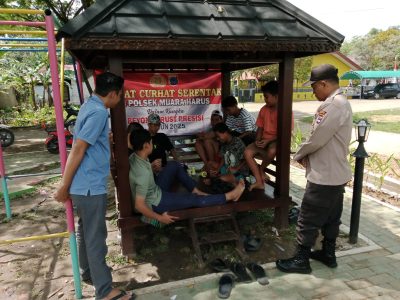 Polsek Muara Harus Laksanakan Jumat Curhat Bersama Remaja di RTH Kecamatan Muara Harus