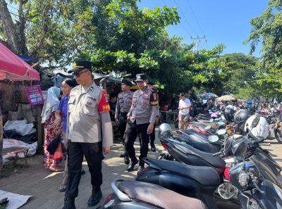 Patroli Dialogis Polres Tabalong Jaga Ketertiban dan Keamanan di Pasar Mabuun