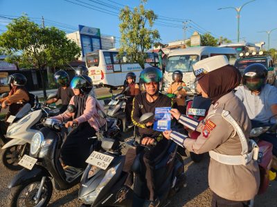 Sapa Warga di Simpang Belimbing, Satlantas Tabalong Ajak Tertib Demi Keselamatan Bersama