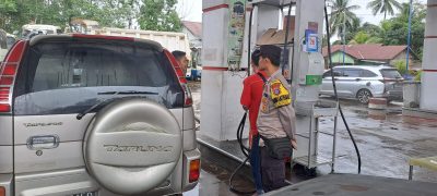 Patroli Presisi Polsek Muara Harus di SPBU Mantuil Jaga Keamanan dan Tertib Penyaluran BBM