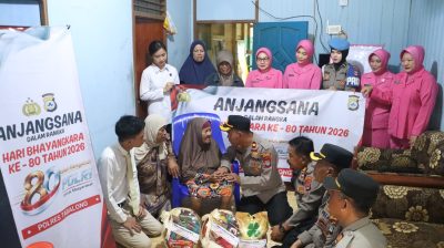 Polres Tabalong Laksanakan Anjangsana Ke Purnawirawan Polri Dan Warakswuri Jelang Hari Bhayangkara Ke-80