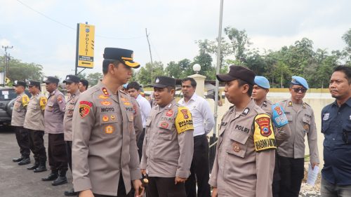 Kapolres Tabalong Sidak Personel Polsek Tanjung dan Polsek Murung Pudak