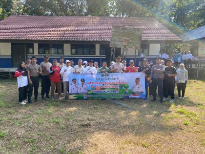 Ikuti GEMA JALIN, Polsek Muara Harus Dukung Gerakan Jaga Kebersihan Lingkungan di SMPN 1 Muara Harus