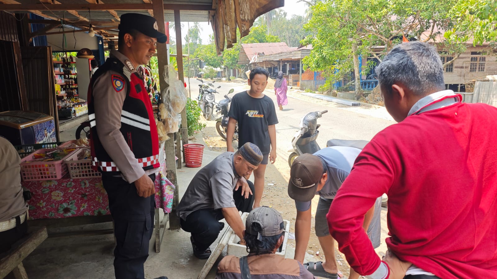 Perkuat Kamtibmas, Polsek Jaro Tingkatkan Patroli Dialogis Cegah Kriminalitas