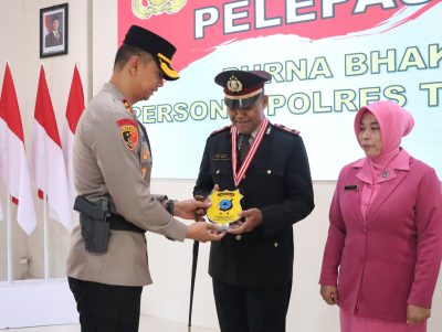 Upacara Wisuda Purna Bhakti AKP Dedy Indarto, Polres Tabalong Berikan Penghormatan atas Dedikasi dan Pengabdian